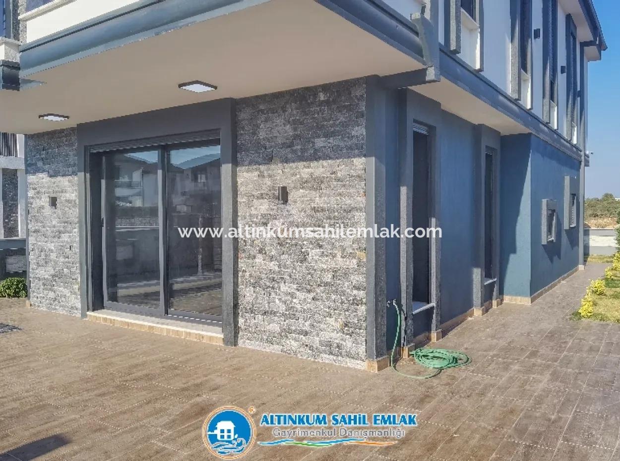Komplett Freistehende Villa Zum Verkauf In Didim Mit Seiner Großartigen Architektur Und Herrlichen Lage