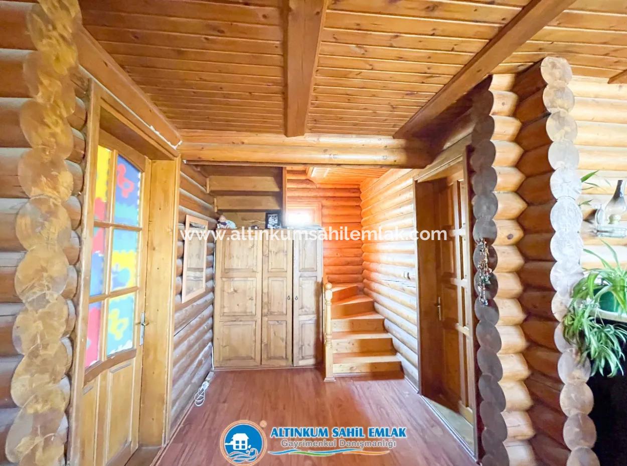 Holzvilla Zum Verkauf In Toller Lage In Didim, Altinkum Und Mit Toller Architektur