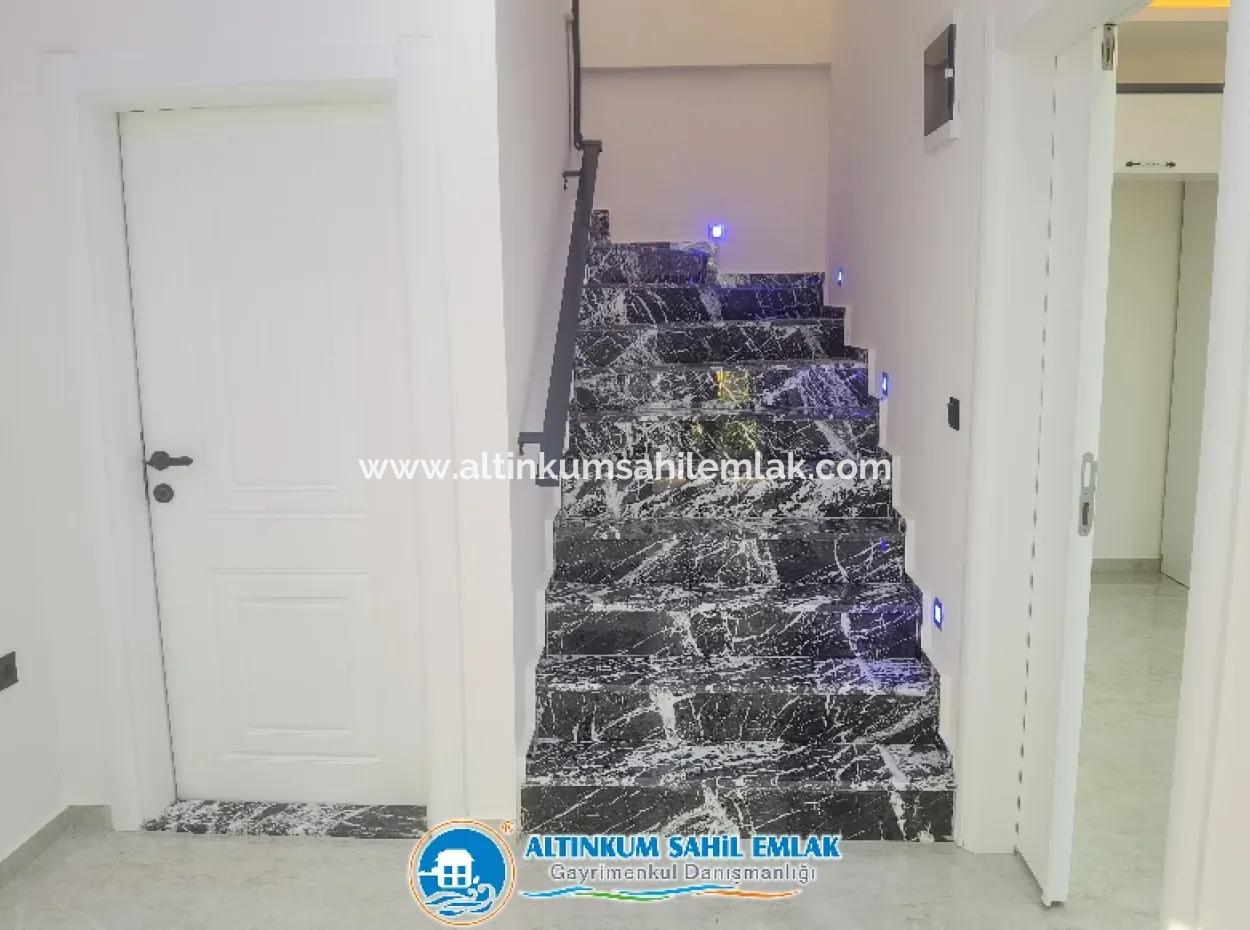 Luxusvilla Zum Verkauf Mit Wunderbarer Architektur In Didim, Altinkum