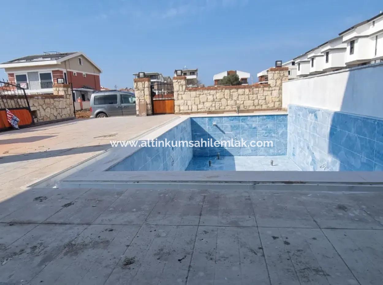 Vier Zimmer Villen Zum Verkauft Mit Pool In Altınkum Didim