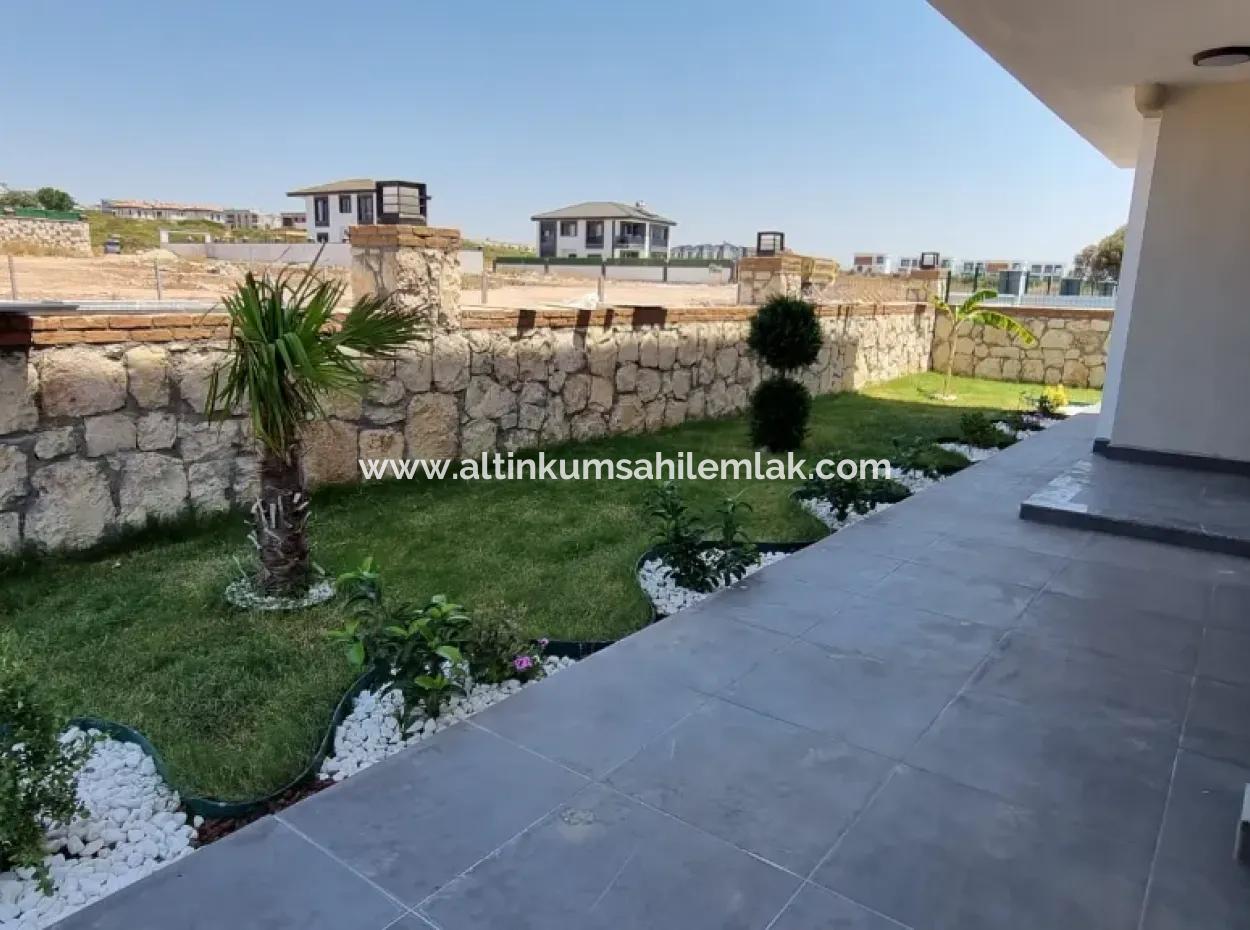 Villa Mit 4 Schlafzimmern Und Privatem Pool Zu Verkaufen In Didim Türkei
