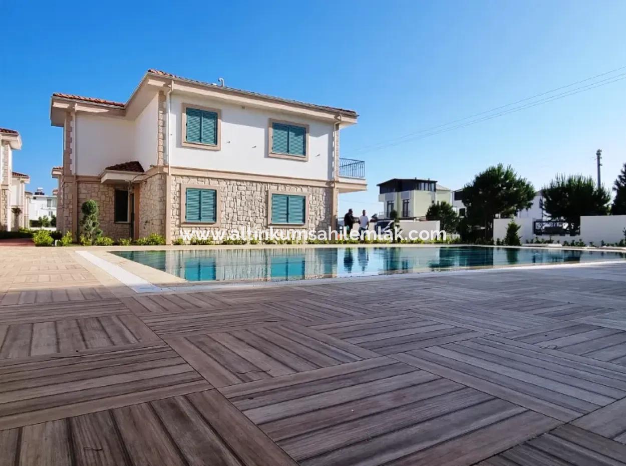 2 Zmmer Ferienhaus Mit Meerblick Zum Verkauf In Der Nachbarschaft Von Didim Fevzipaşa