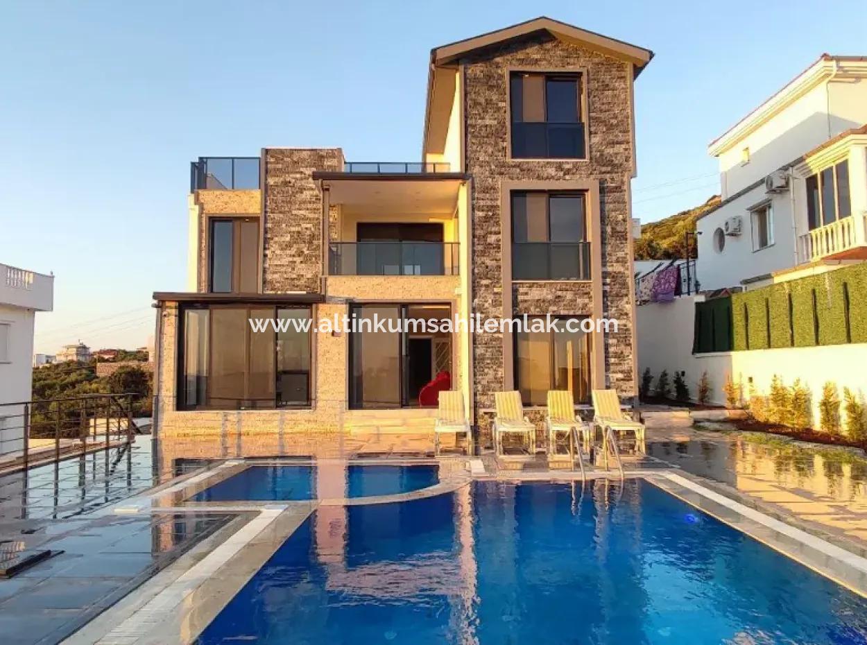 Villa Mit Pool 4 2 Möglichkeiten Zum Verkauf In Didim Yeşiltepe