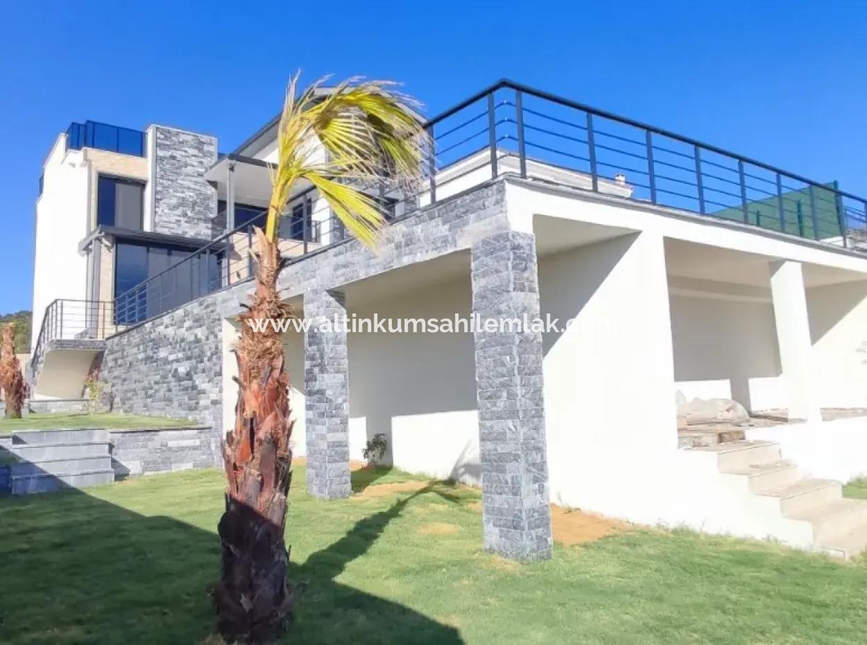 Villa Mit Pool 4 2 Möglichkeiten Zum Verkauf In Didim Yeşiltepe