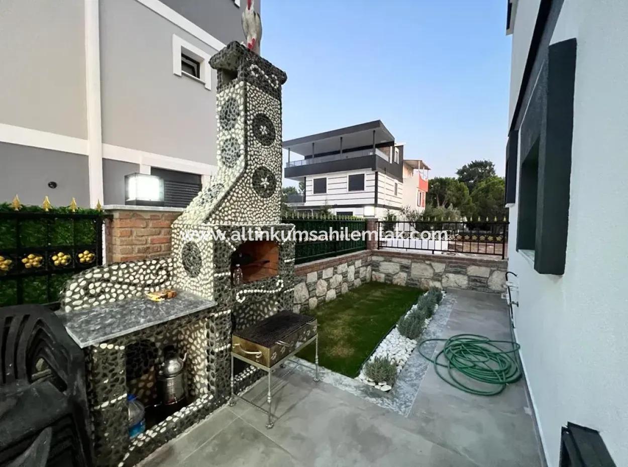 Zu Verkaufen In Didim Efeler 4 1 Villa Mit Separatem Küchenpool