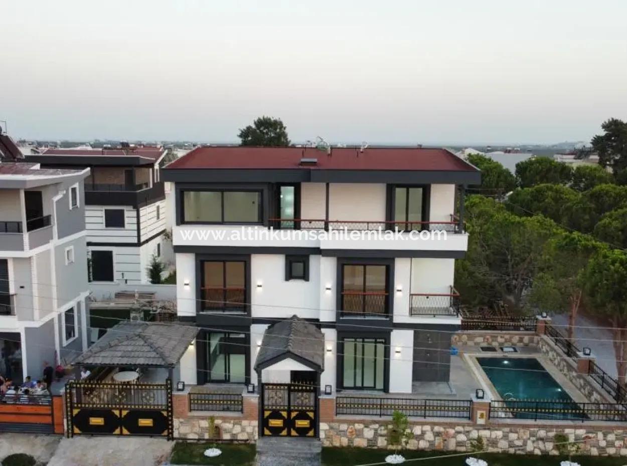 Zu Verkaufen In Didim Efeler 4 1 Villa Mit Separatem Küchenpool