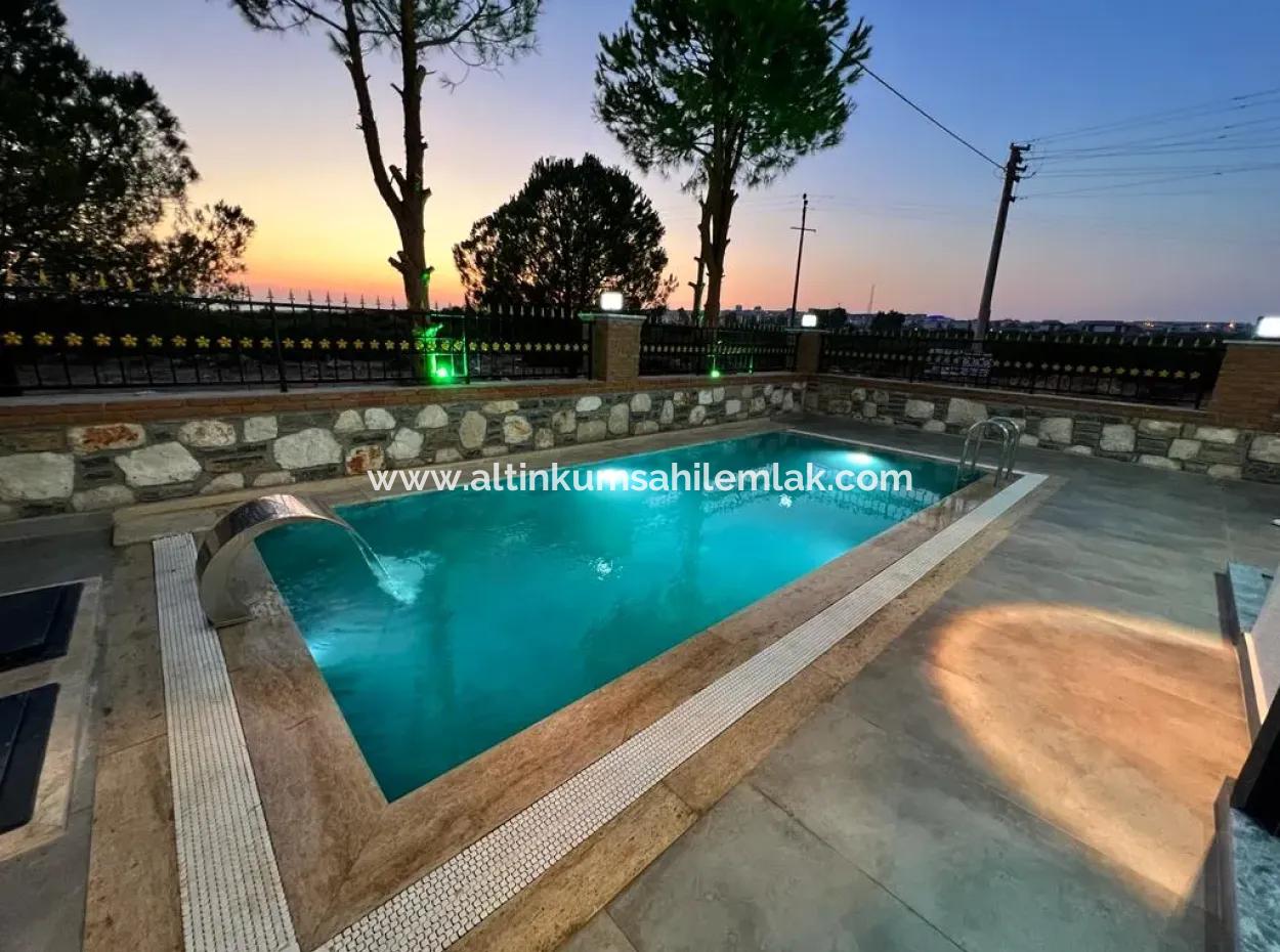Zu Verkaufen In Didim Efeler 4 1 Villa Mit Separatem Küchenpool