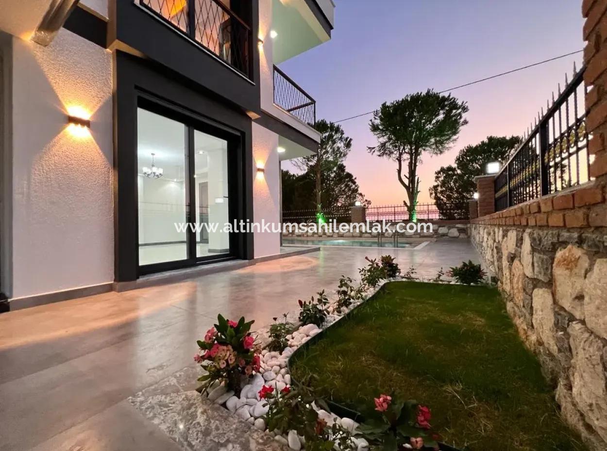 Zu Verkaufen In Didim Efeler 4 1 Villa Mit Separatem Küchenpool