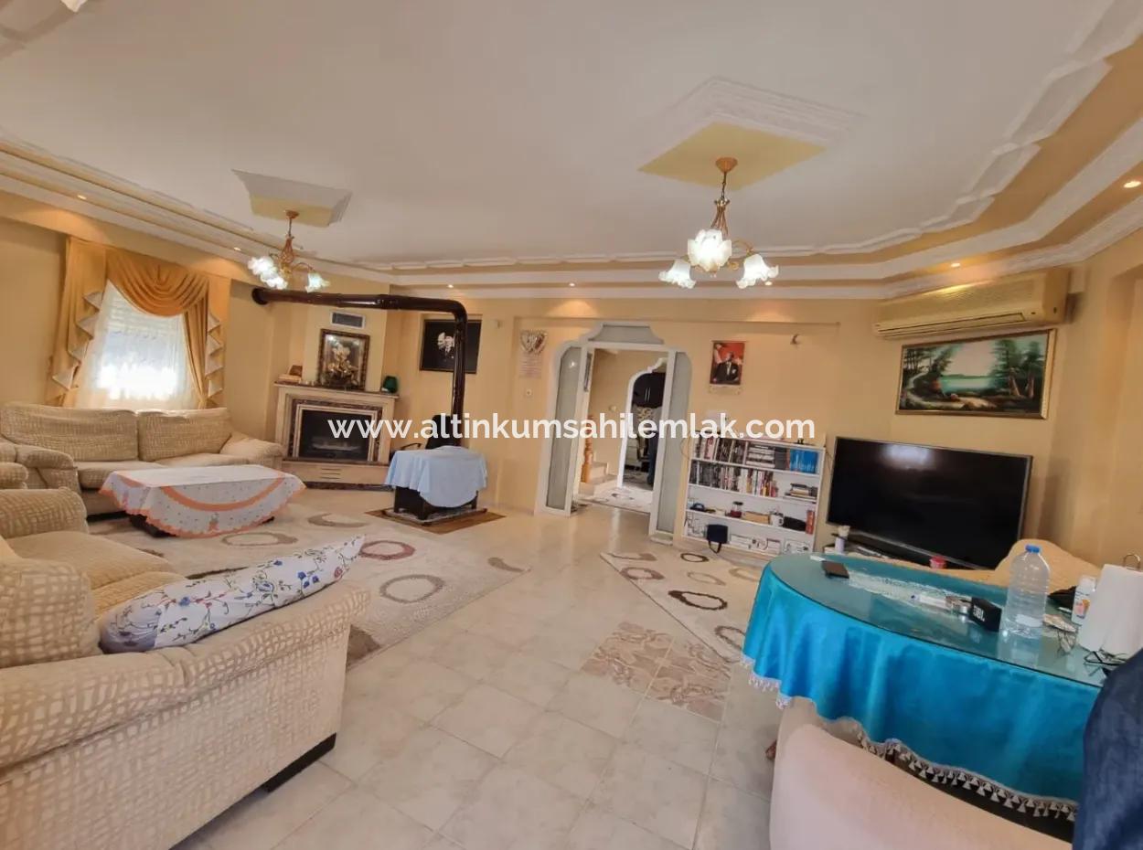 5 1 Freistehende Villa Mit Pool Zum Verkauf In Altinkum Çamlık Nachbarschaft