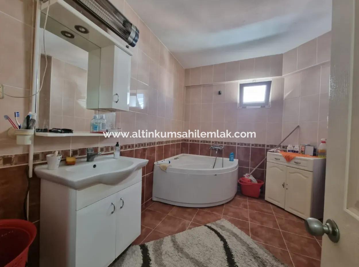 5 1 Freistehende Villa Mit Pool Zum Verkauf In Altinkum Çamlık Nachbarschaft