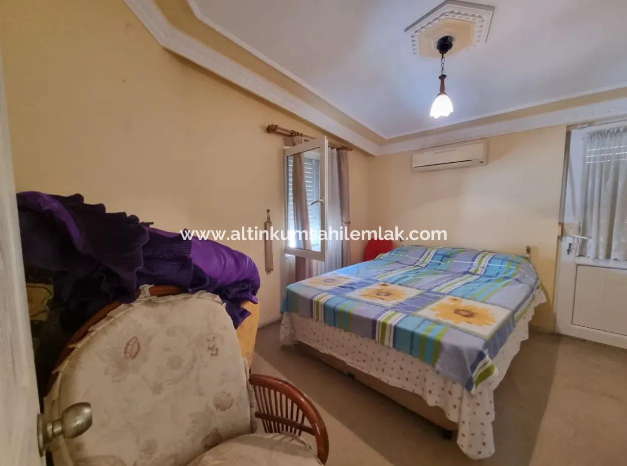 5 1 Freistehende Villa Mit Pool Zum Verkauf In Altinkum Çamlık Nachbarschaft