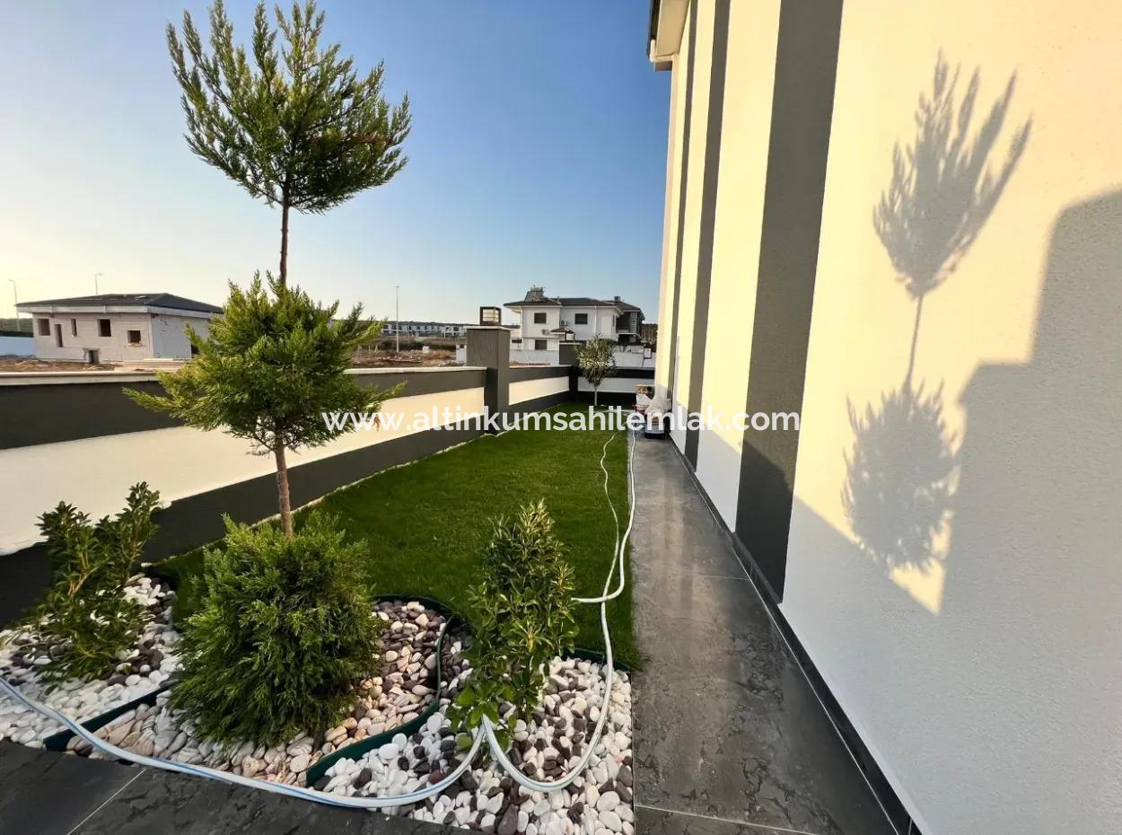 Modernes Gebäude In Ecklage Zu Verkaufen In Efelar 4 1 Luxusvilla Mit Offener Küche