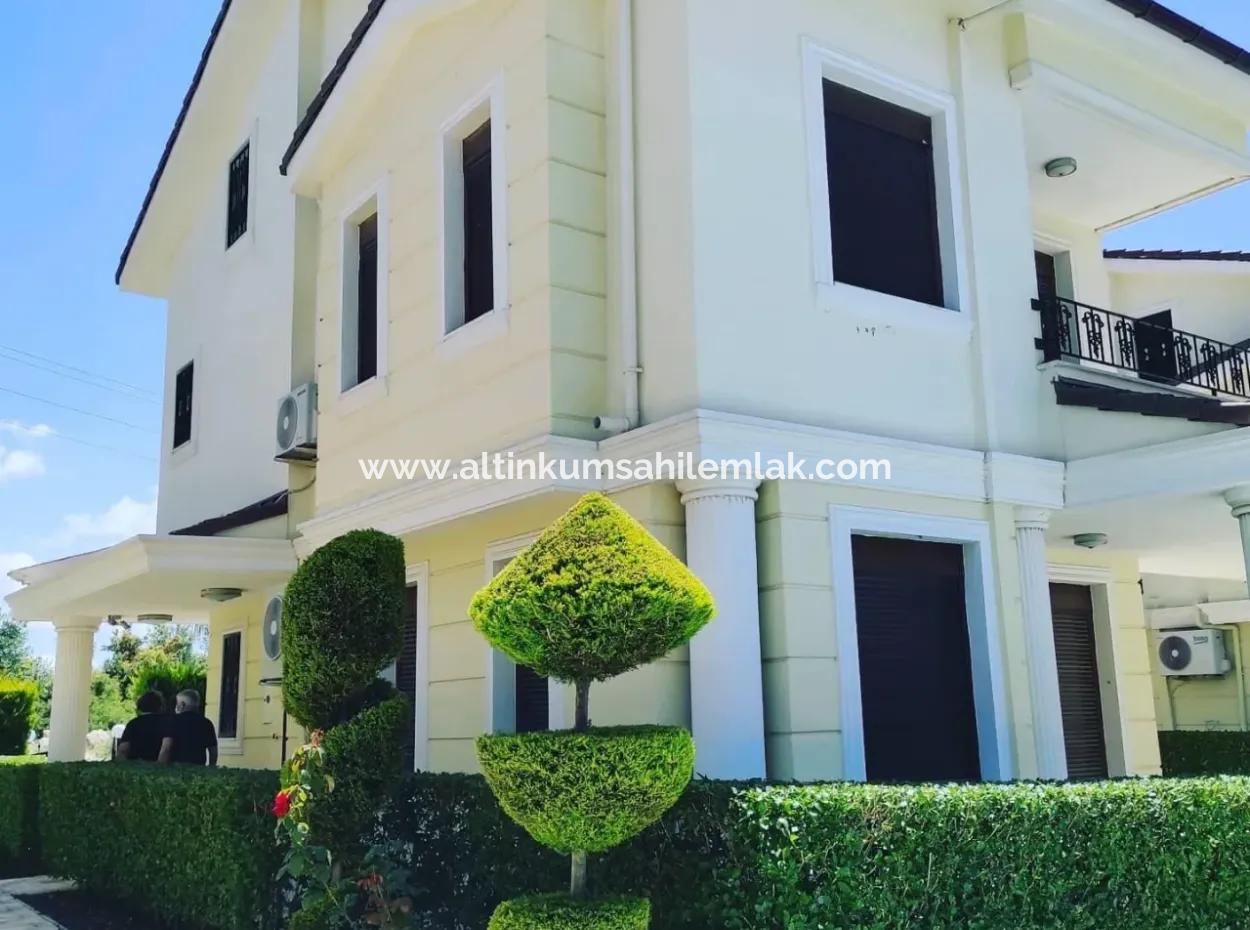Einfamilienhaus Zu Verkaufen In Altinkum, Didim, 6 Zimmer Villa