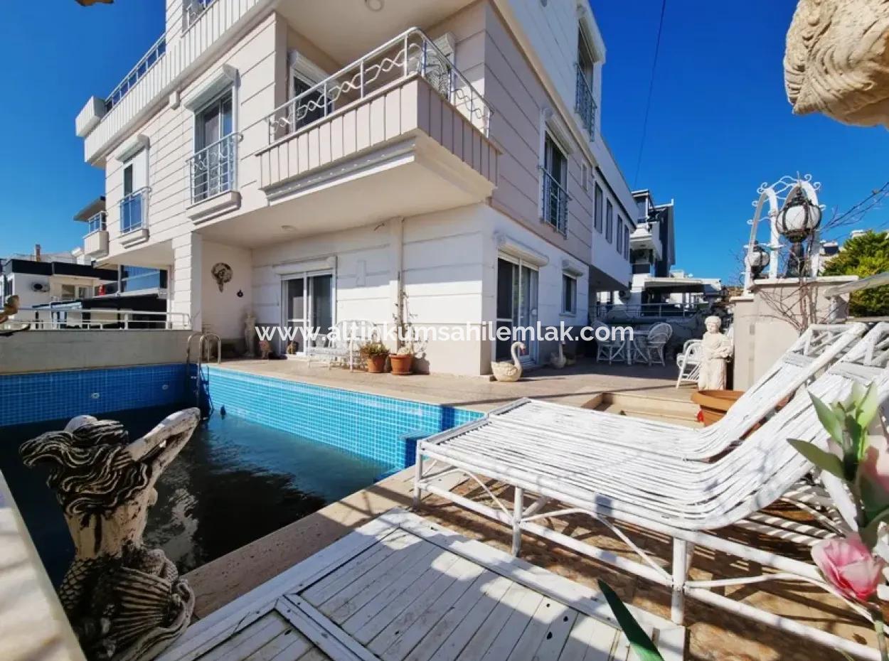 3 Zimmer Villa Mit Meerblick Zum Verkauf In Der Nachbarschaft Von Didim Efeler