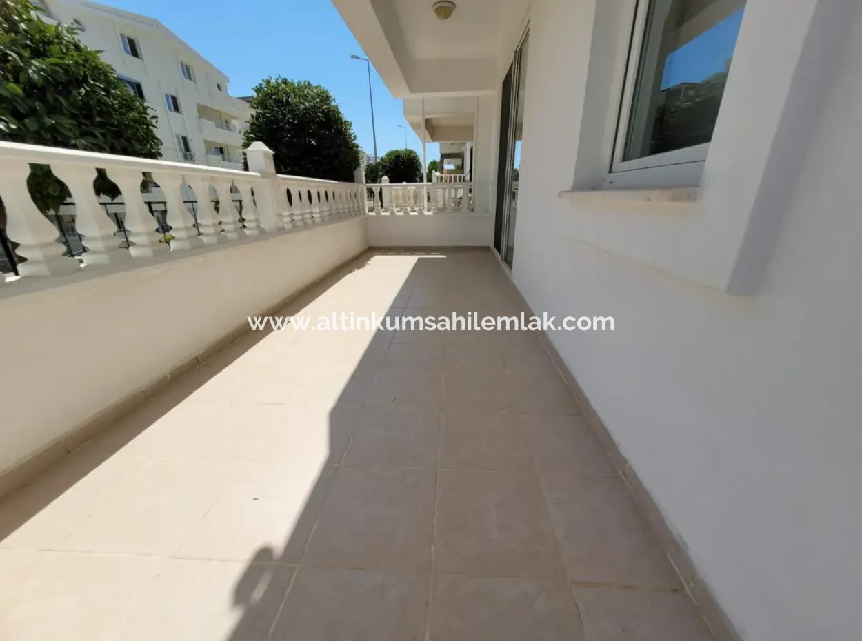 4-In-1-Villa Mit Pool Zum Verkauf In Der Nachbarschaft Von Didim Efeler