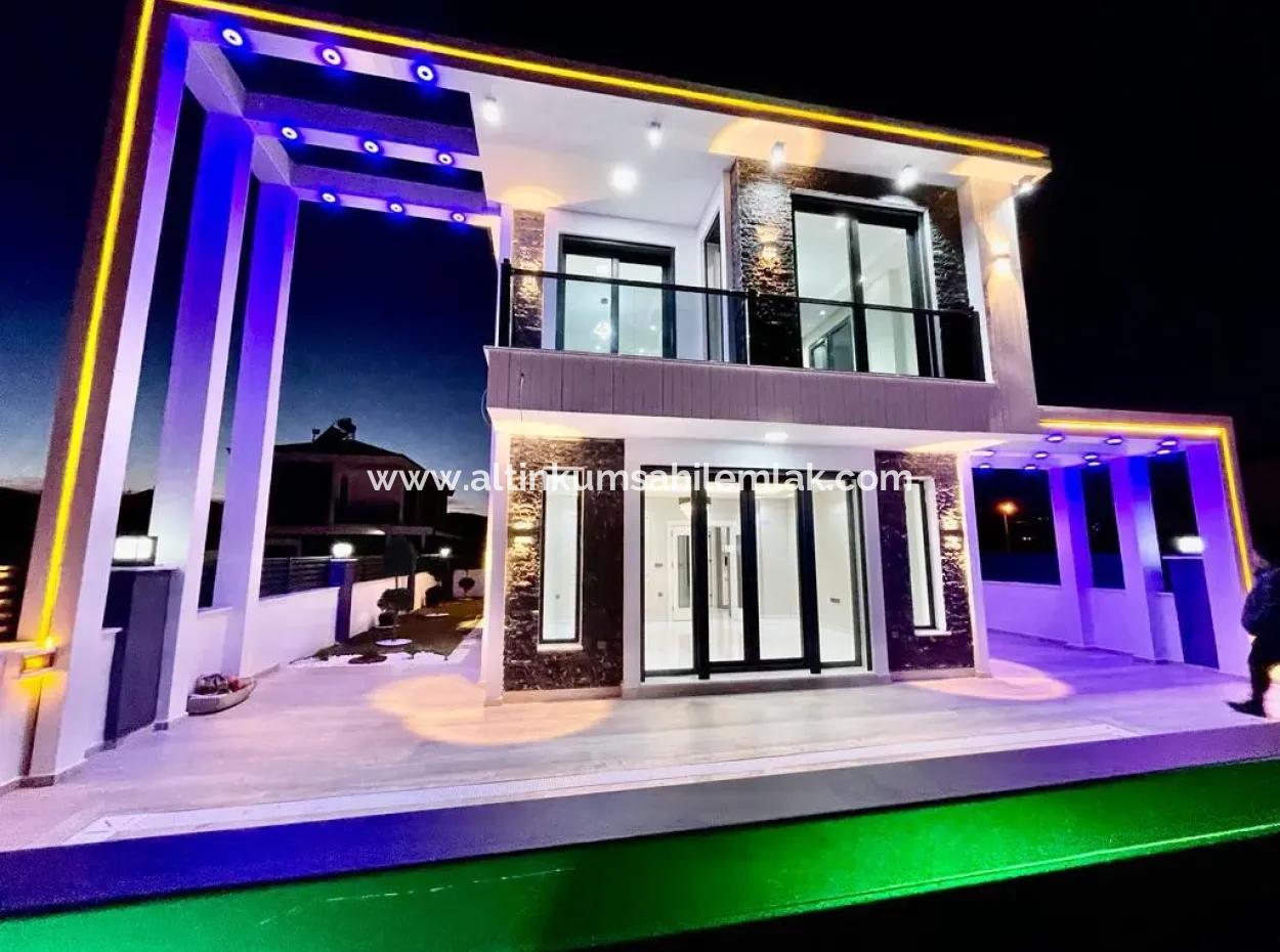 Ultra-Luxus-Villa Mit 3-In-1-Pool Zum Verkauf In Didim Efelar