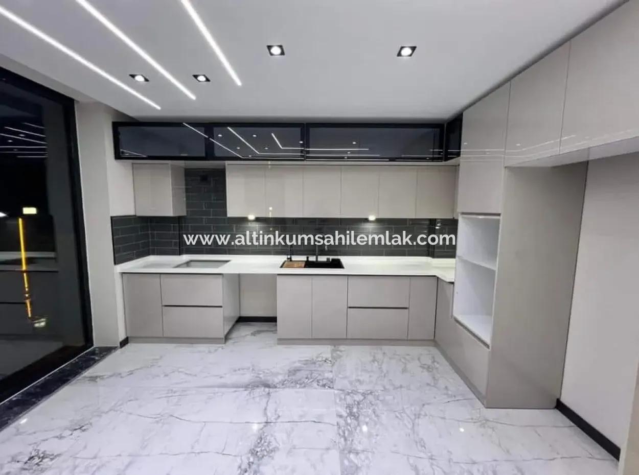 4+1 Vollständig Freistehende Villa Mit  Zum Verkauf In Didim Efeler