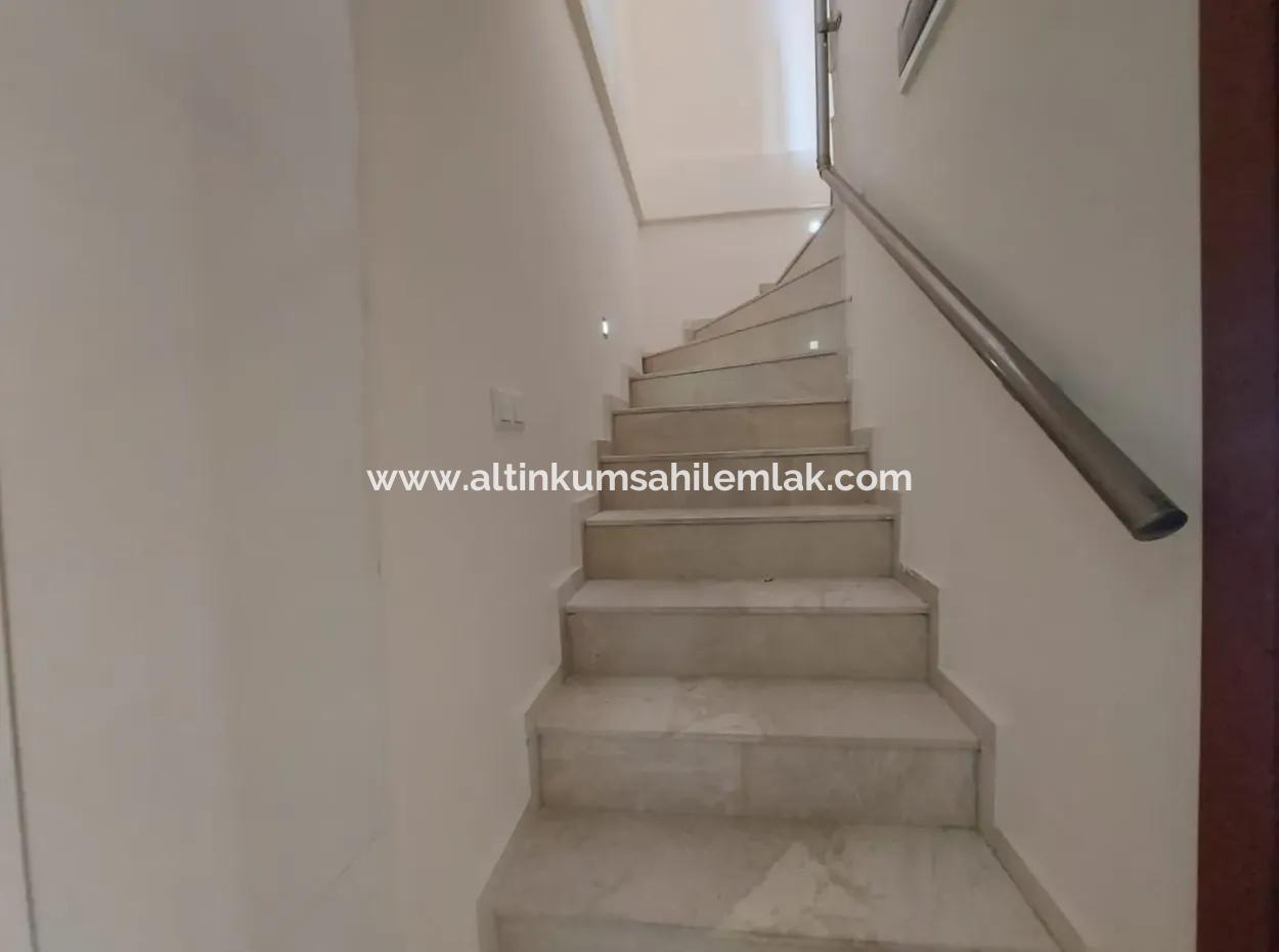 3 1 Maisonette Mit Großer Terrasse Und Aufzug Zum Verkauf In Didim New Neighborhood