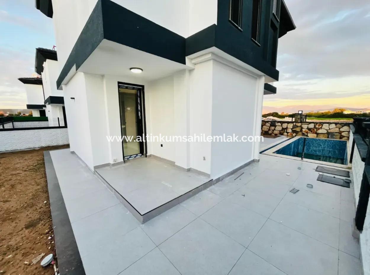 Frei Stehendes Haus Zu Verkaufen In Altinkum, Didim, 3 Zimmer Villa Mit Pool