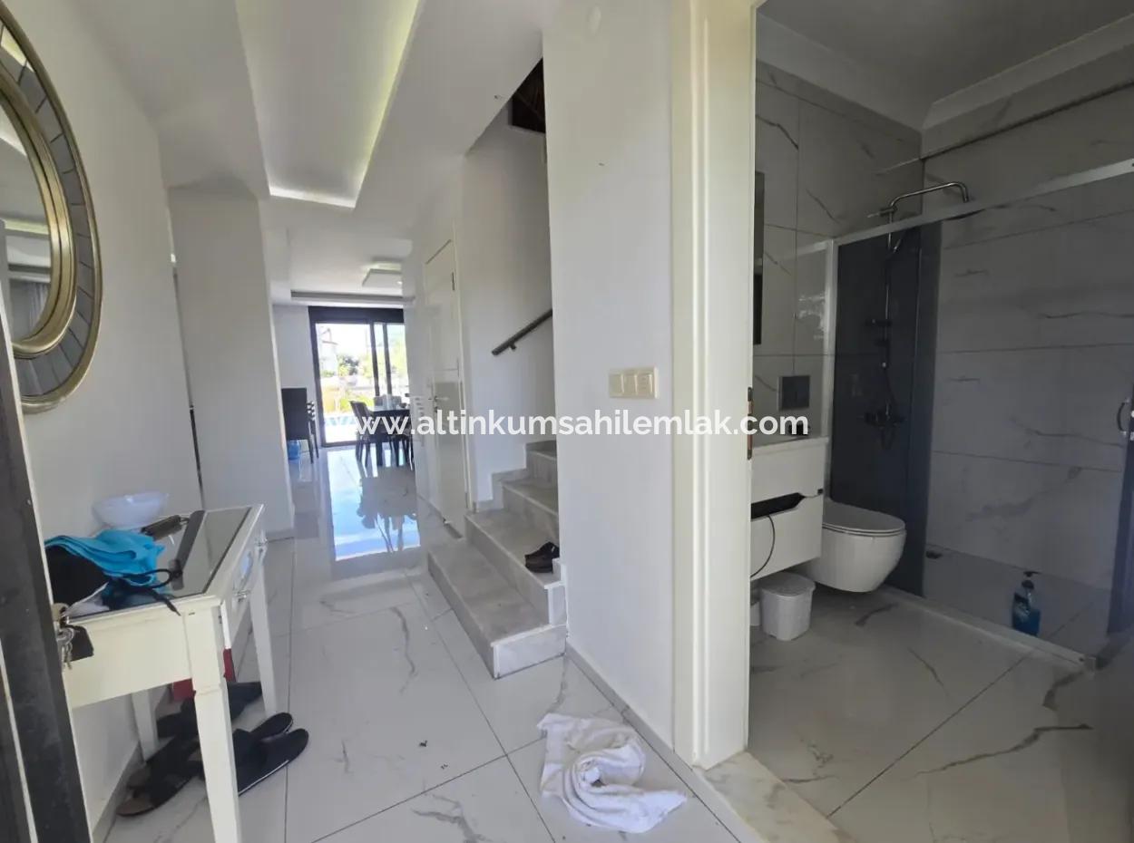 Zum Verkauf Steht Eine Freistehende Villa Mit 4 Schlafzimmern In Greenhill Didim.