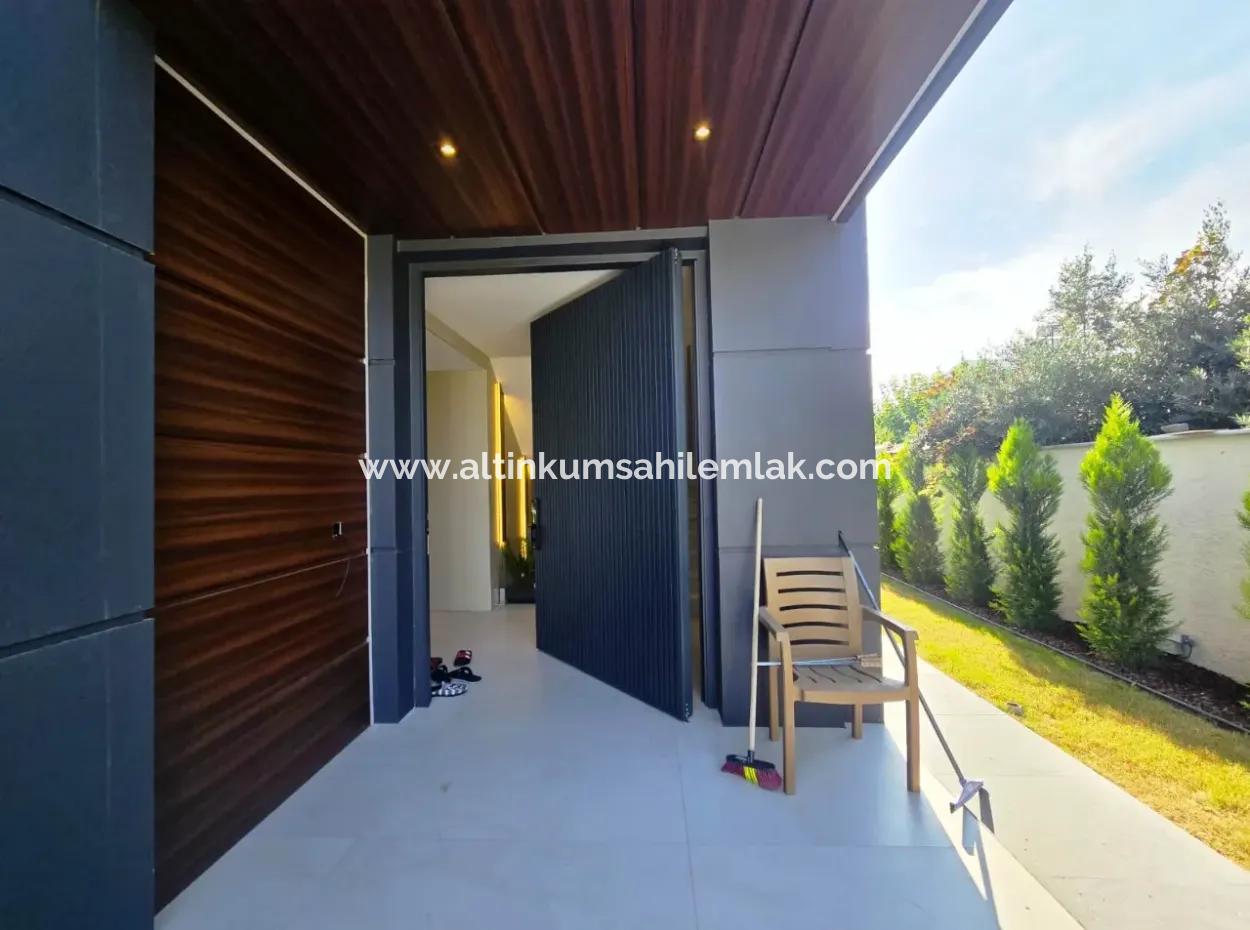 Luxuriöse Freistehende Villa Mit 5 Schlafzimmern In Didim