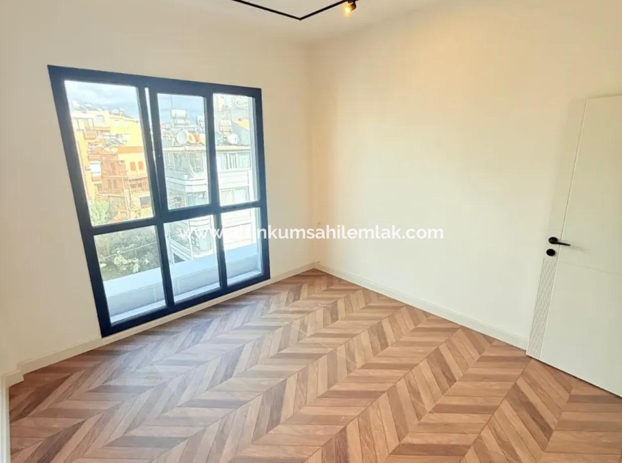 Luxuriöses 3 1 Doppelhaus Zum Verkauf 100 Meter Zum Meer Im Stadtteil Didim Altınkum Çamlık