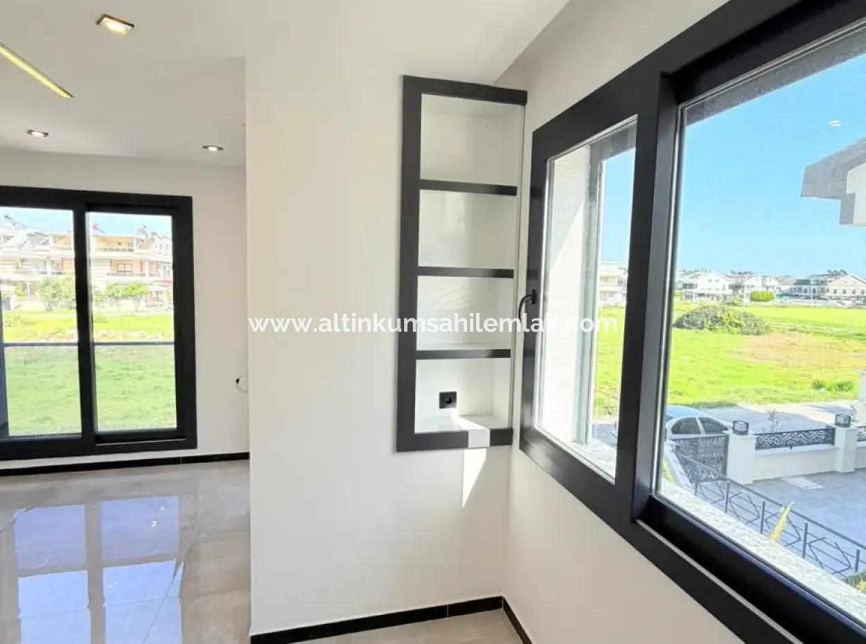 3 Zimmer Wohnung Villa Mit Schwimmbad Zum Verkauf In Didim Efeler