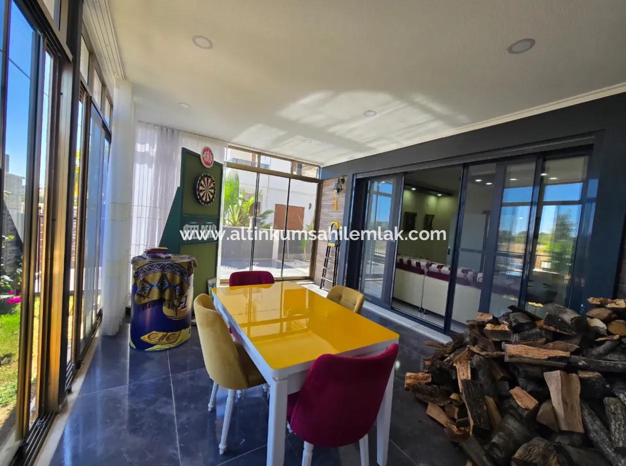 Exklusive Freıstehende 4+1 Villa  Zu Verkauf In Altınkum Der Didim