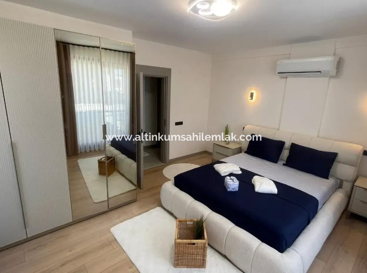 Voll Möblierte 3+1 Triplex-Villa Mit Smart-Home-System In Einer Wohnanlage Mit Pool In Didim Efeler