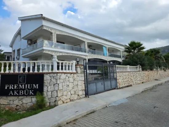 2 1 Maisonette-Wohnung Zum Verkauf In Einem Komplex Mit Pool In Didim Akbük