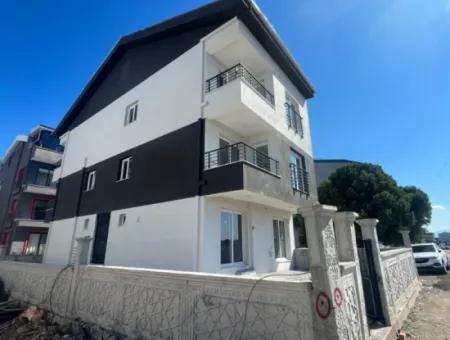 2 1 Wohnung Zu Verkaufen Mit Meerblick In Didim Efeler