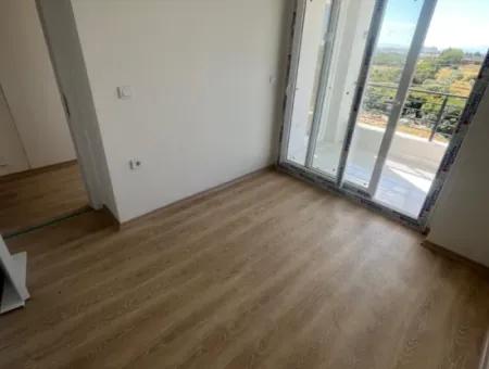 2 1 Wohnung Zu Verkaufen Mit Meerblick In Didim Efeler