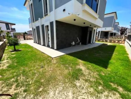 3 1 Luxusvilla Zum Verkauf In Didim Efeler Nachbarschaft