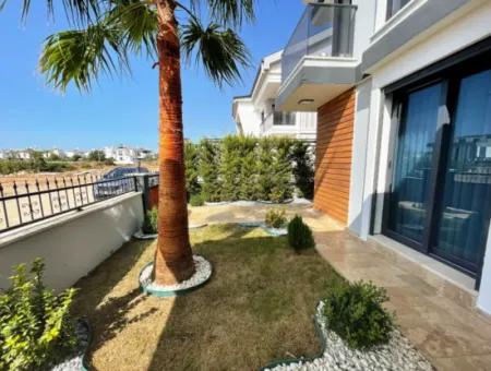 3 Zimmer Möblierte Villa Mit Garten Zu Verkaufen In Altınkum Didim  Der Turkei