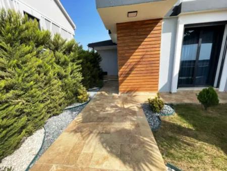 3 Zimmer Möblierte Villa Mit Garten Zu Verkaufen In Altınkum Didim  Der Turkei