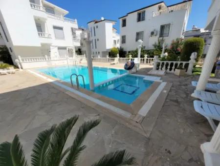 4-In-1-Villa Mit Pool Zum Verkauf In Der Nachbarschaft Von Didim Efeler