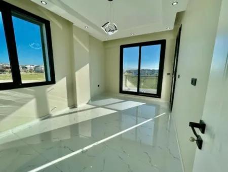 Ultra-Luxus-Villa Mit 3-In-1-Pool Zum Verkauf In Didim Efelar