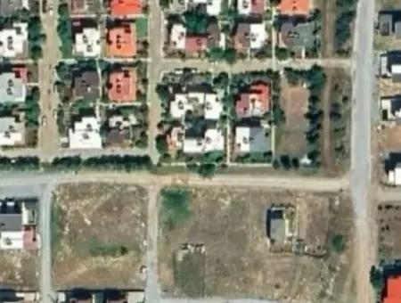 Angebot Des Jahres!! 200M2 Grundstück Mit Schnäppchenecke Zum Verkauf In Der Nachbarschaft Von Didim Efeler