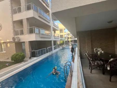 5 1 Voll Möblierte Luxusvilla In Einem Komplex Mit Pool In Yesilkent – Dauerhafte Vermietung! •