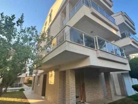 5 1 Voll Möblierte Luxusvilla In Einem Komplex Mit Pool In Yesilkent – Dauerhafte Vermietung! •
