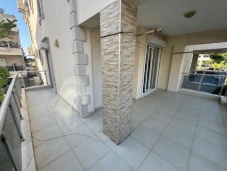 5 1 Voll Möblierte Luxusvilla In Einem Komplex Mit Pool In Yesilkent – Dauerhafte Vermietung! •