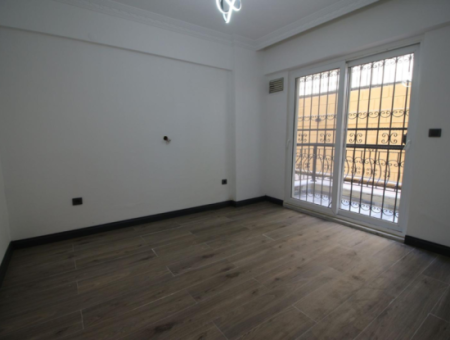 2 1 Wohnung Zum Notverkauf In Altinkum