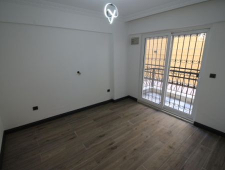 2 1 Wohnung Zum Notverkauf In Altinkum