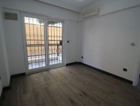 2 1 Wohnung Zum Notverkauf In Altinkum