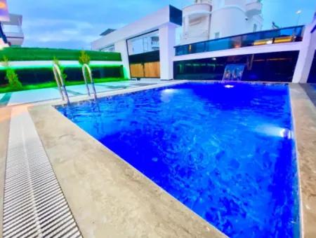 Neue, Ultra-Luxuriöse 4 1 Villa  Mit Pool Im Viertel Çamlik In Der Indischen Stoffregion Von Didim