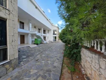 2 1 Maisonette-Wohnung Zum Verkauf In Einem Komplex Mit Pool In Didim Akbük