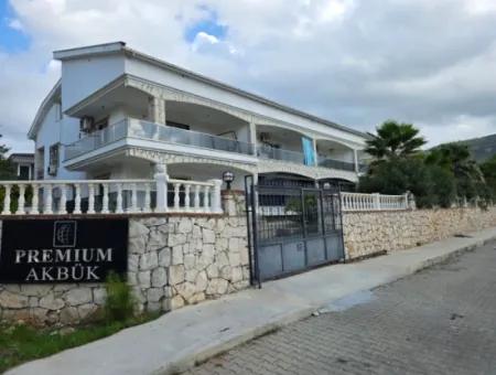 2 1 Maisonette-Wohnung Zum Verkauf In Einem Komplex Mit Pool In Didim Akbük