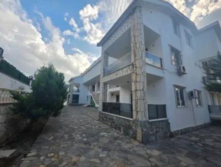 2 1 Maisonette-Wohnung Zum Verkauf In Einem Komplex Mit Pool In Didim Akbük