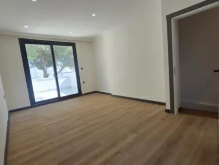 3 1 Villa Zu Verkaufen 100 M Zum Meer In Mavişehir, Didim