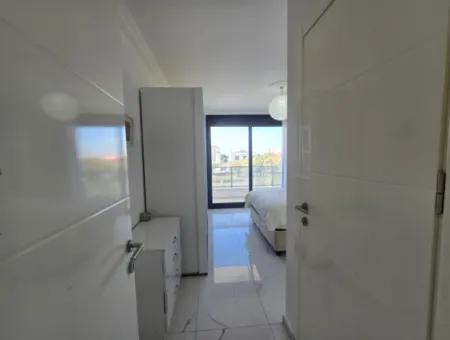 Zum Verkauf Steht Eine Freistehende Villa Mit 4 Schlafzimmern In Greenhill Didim.